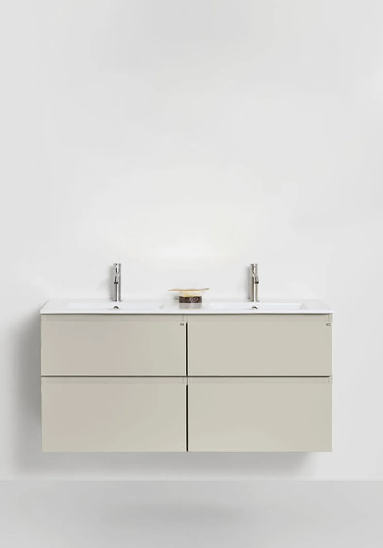 Allaskaappi Hafa Go Plus, 580x1200x456mm, 4 ltk, eri värejä