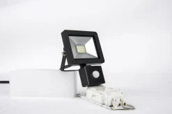 LED-valonheitin LED Energie Slim PIR-liiketunnistin 10W 800 lm IP43 4500 K