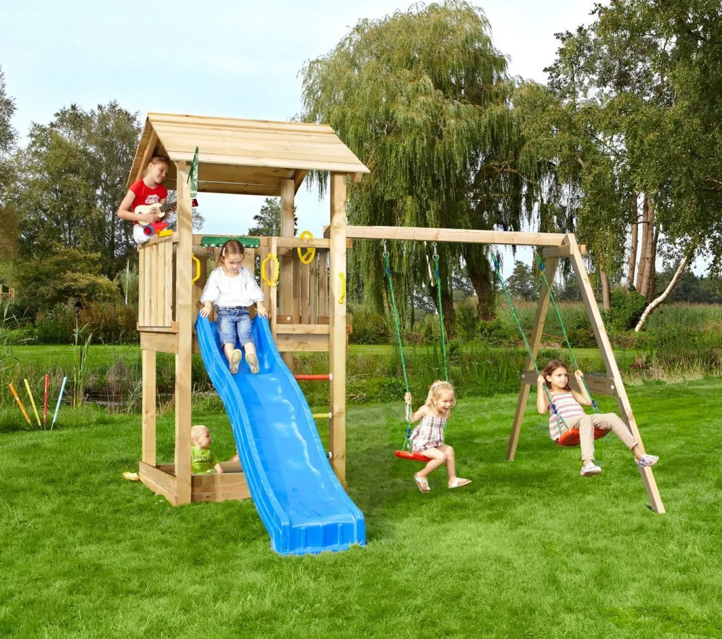 Leikkikeskus Jungle Gym Casa ja Swing Module X'tra sis. liukumäen