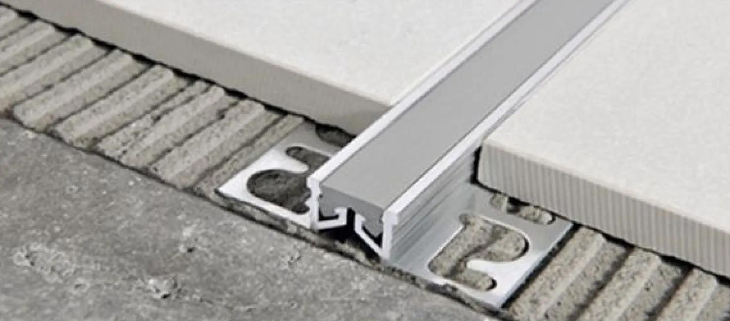 Liikuntasaumalista Progress Profiles Proflex AL 2,7m 17mm 8mm harmaa