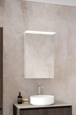 Peilikaappi Hietakari Modena Q10, 470x710 mm, valolipalla ja pistorasialla