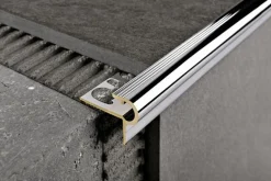 Porraskulmalista Progress Profiles Prostyle 2,7m 10mm kiiltävä rst