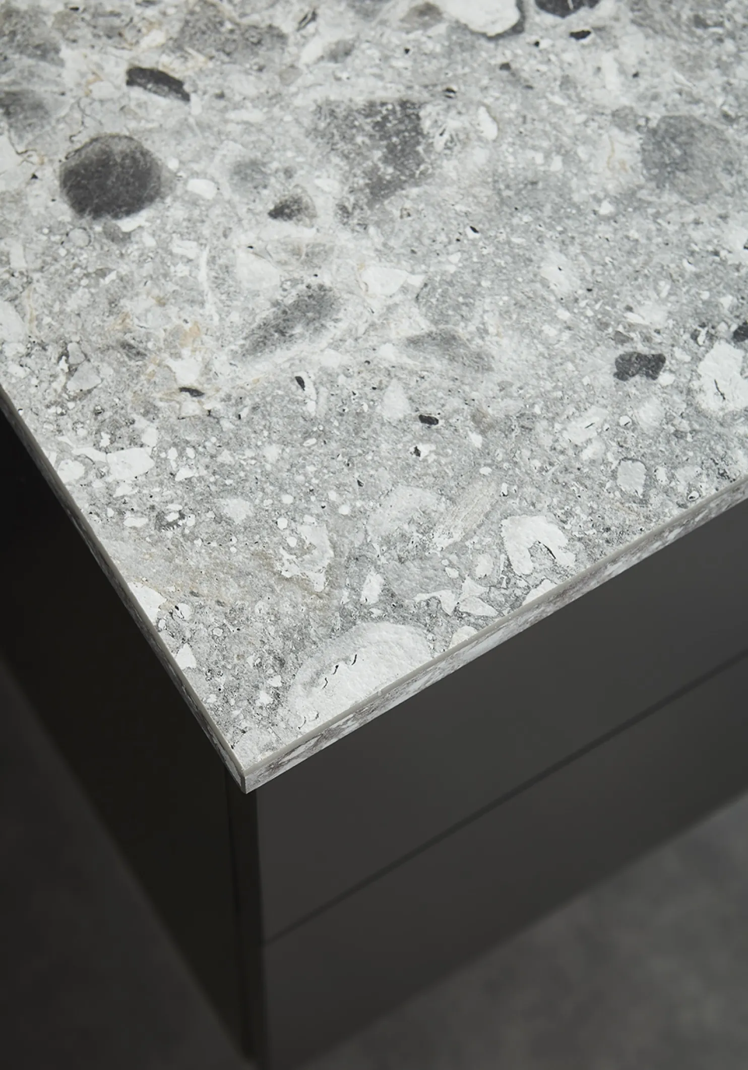 Pöytätaso Hafa On Top, harmaa terrazzo, eri kokoja