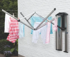 Pyykinkuivausteline Brabantia WallFix 24 m seinäkiinnityksellä + suojakaappi