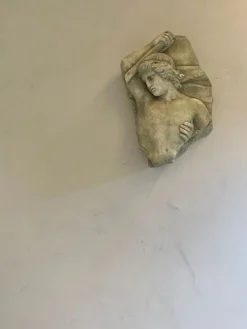 Sisustuslaasti Dekofloor Stucco laatan päälle eri värejä